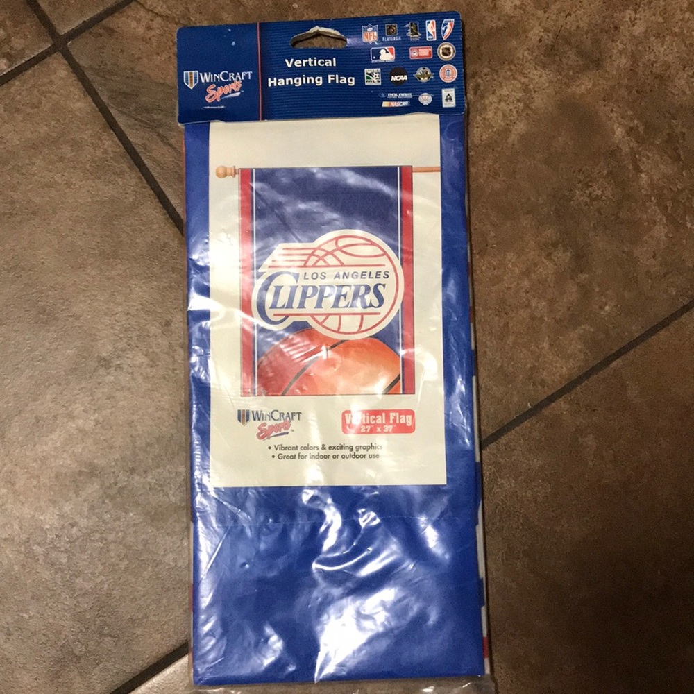 NIP LA Clippers Vertical Flag